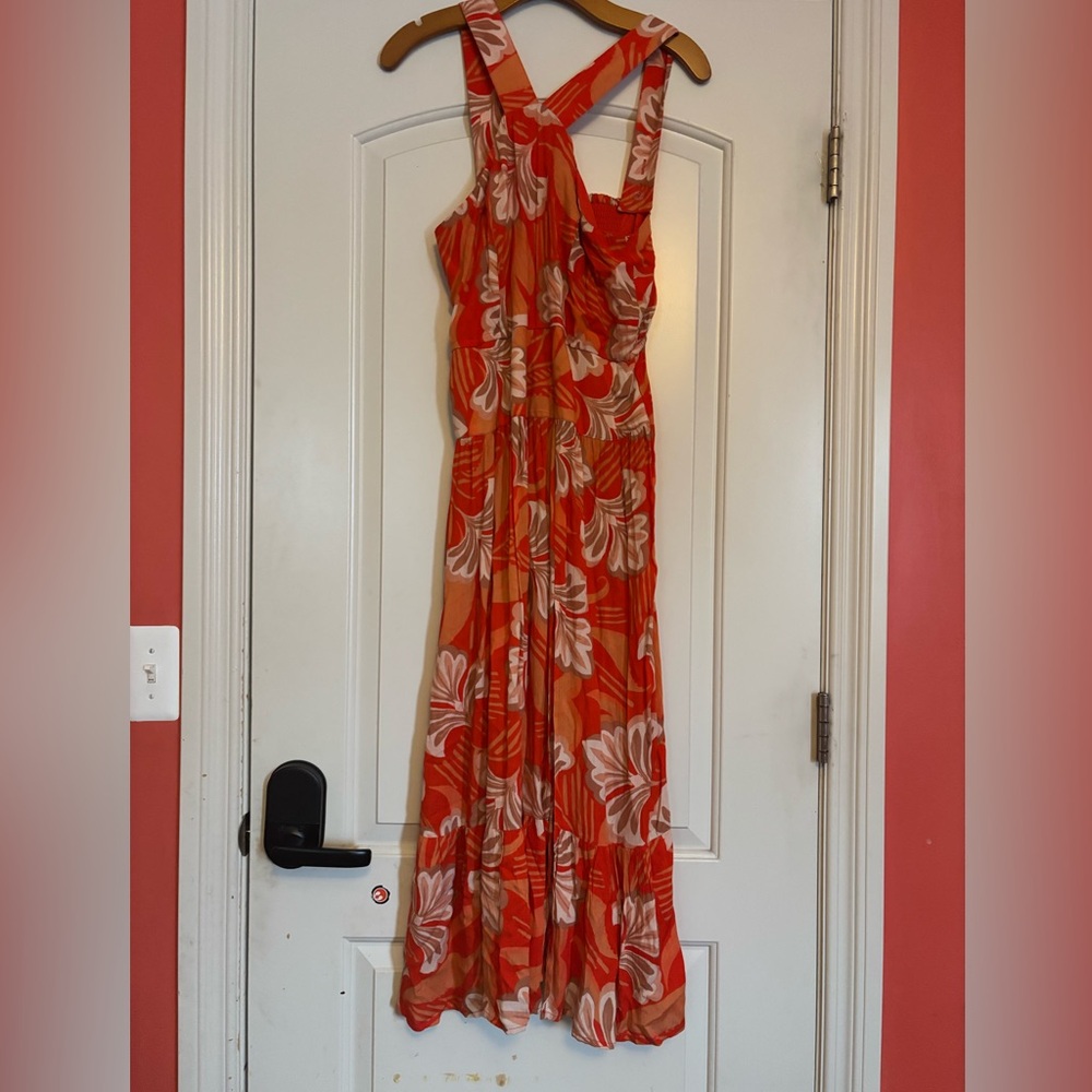 BAND OF THE FREE Criss Cross Halter Maxi in Orange. Size Large.